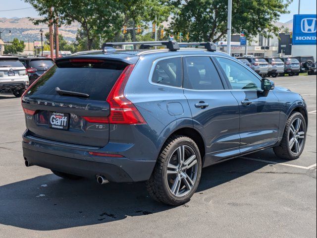 2021 Volvo XC60 Momentum