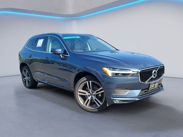 2021 Volvo XC60 Momentum