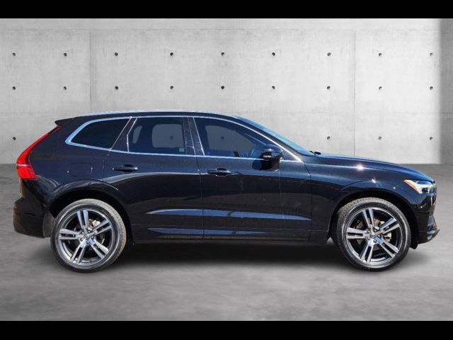 2021 Volvo XC60 Momentum