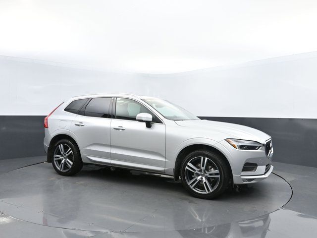 2021 Volvo XC60 Momentum