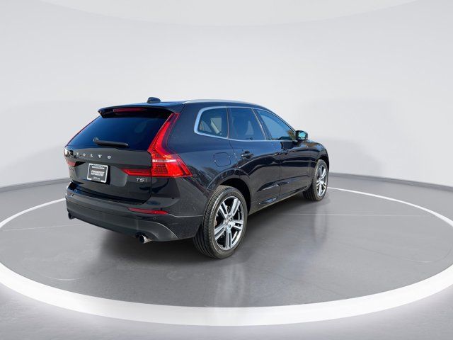 2021 Volvo XC60 Momentum