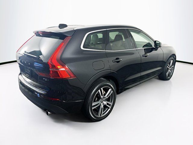 2021 Volvo XC60 Momentum