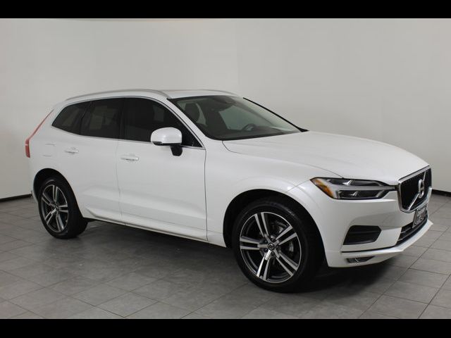 2021 Volvo XC60 Momentum