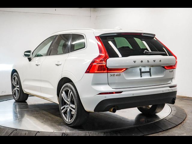 2021 Volvo XC60 Momentum