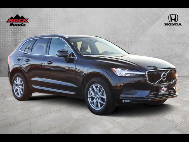 2021 Volvo XC60 Momentum