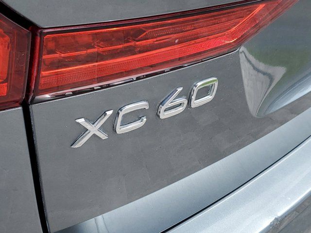 2021 Volvo XC60 R-Design