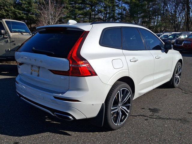 2021 Volvo XC60 R-Design