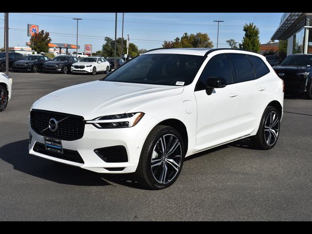 2021 Volvo XC60 R-Design