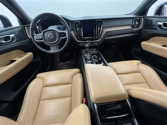 2021 Volvo XC60 Inscription