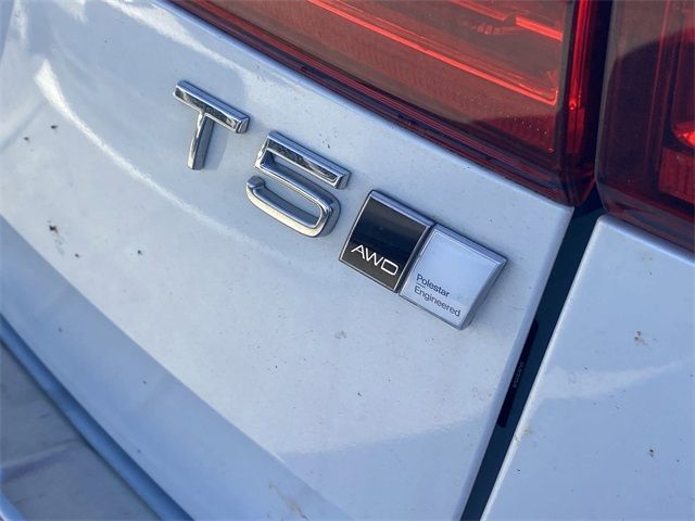 2021 Volvo XC60 Inscription