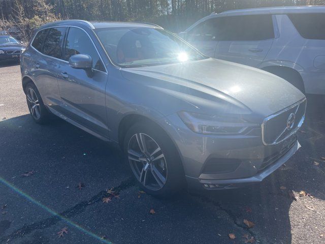 2021 Volvo XC60 Momentum