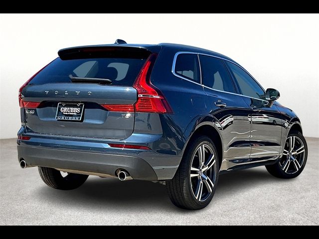 2021 Volvo XC60 Momentum