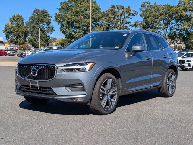 2021 Volvo XC60 Momentum