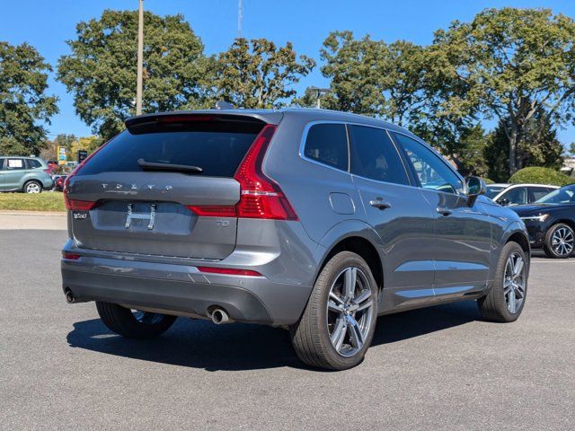 2021 Volvo XC60 Momentum