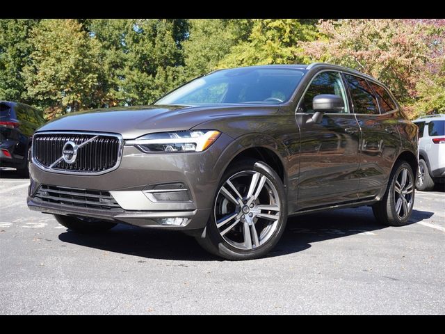 2021 Volvo XC60 Momentum