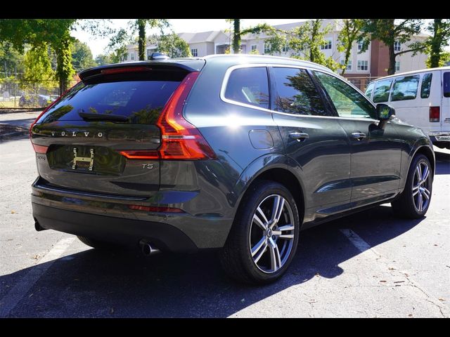 2021 Volvo XC60 Momentum