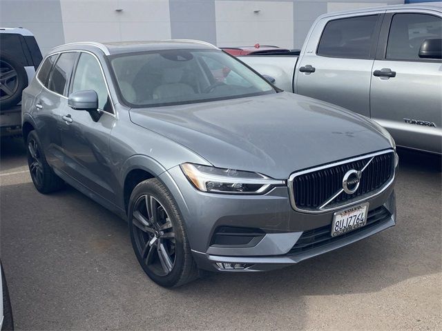 2021 Volvo XC60 Momentum