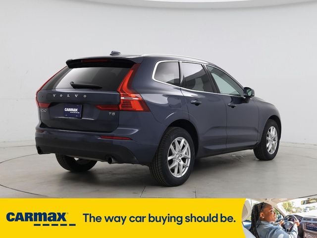 2021 Volvo XC60 Momentum