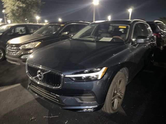 2021 Volvo XC60 Momentum