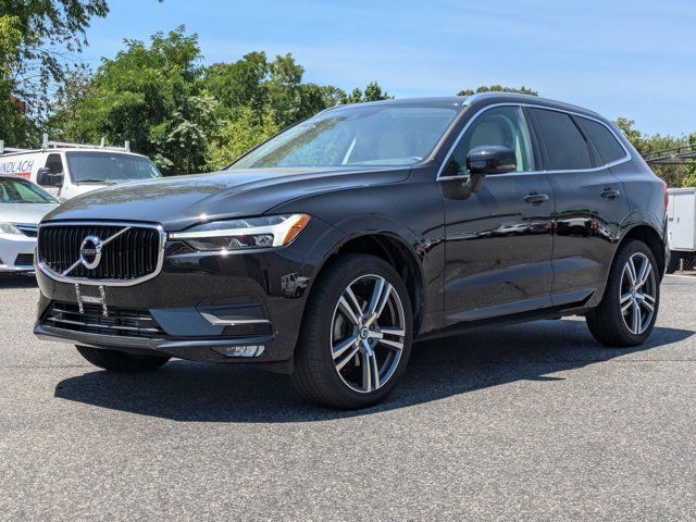 2021 Volvo XC60 Momentum