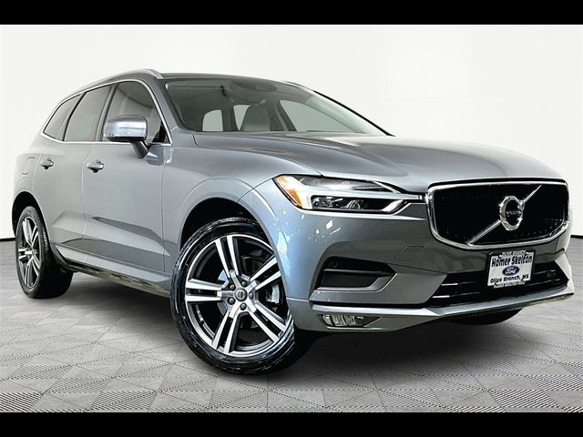 2021 Volvo XC60 Momentum