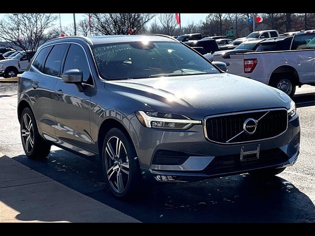 2021 Volvo XC60 Momentum