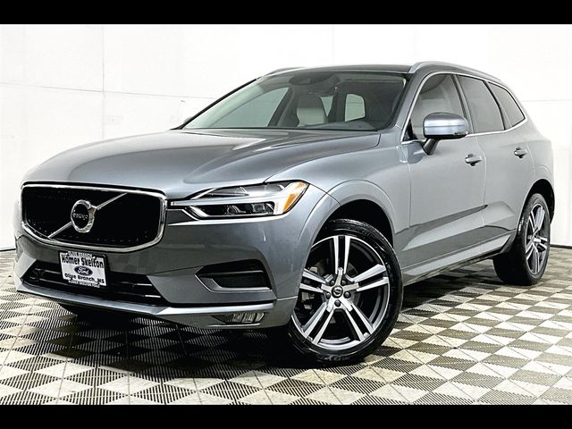 2021 Volvo XC60 Momentum