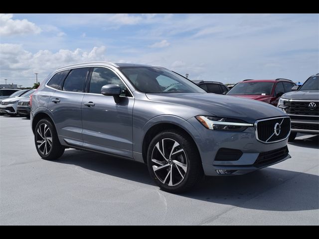 2021 Volvo XC60 Momentum