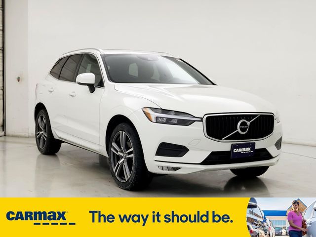 2021 Volvo XC60 Momentum