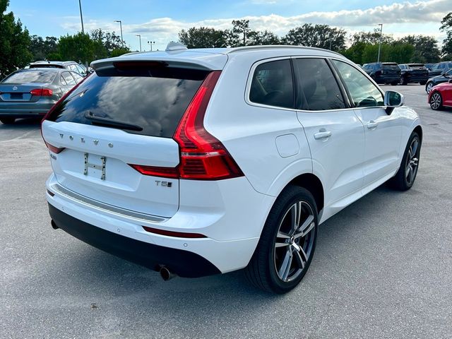 2021 Volvo XC60 Momentum