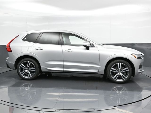 2021 Volvo XC60 Momentum