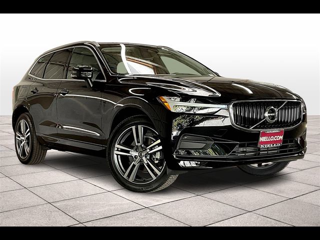 2021 Volvo XC60 Momentum