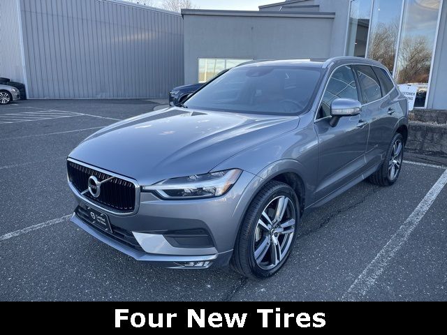 2021 Volvo XC60 Momentum