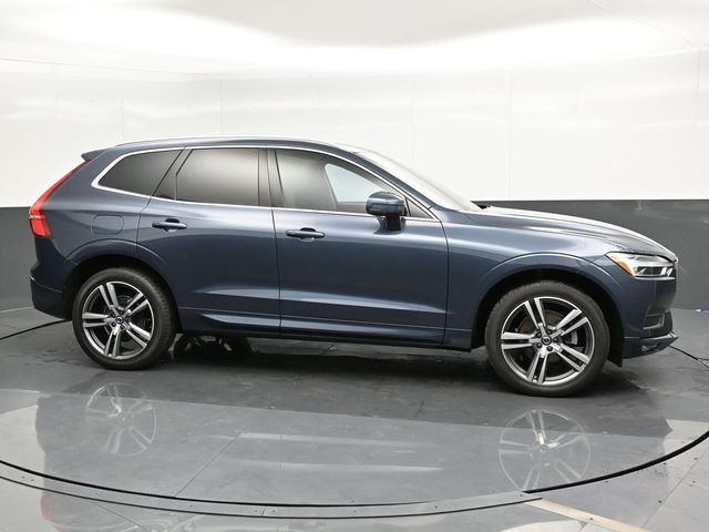 2021 Volvo XC60 Momentum