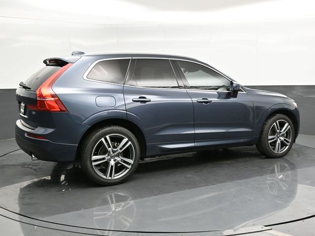 2021 Volvo XC60 Momentum