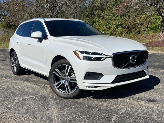 2021 Volvo XC60 Momentum