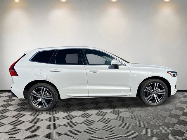 2021 Volvo XC60 Momentum