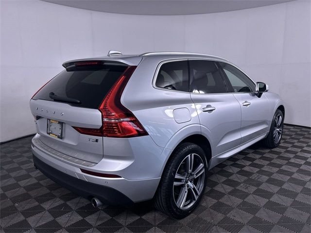 2021 Volvo XC60 Momentum