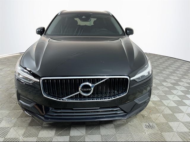 2021 Volvo XC60 Momentum