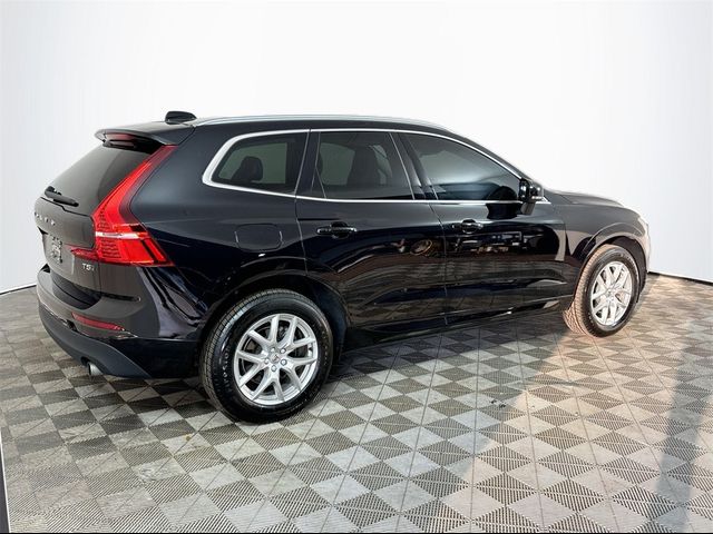 2021 Volvo XC60 Momentum