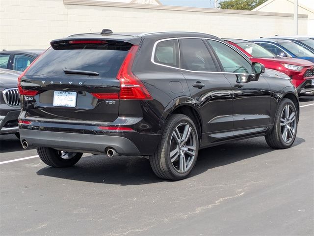 2021 Volvo XC60 Momentum