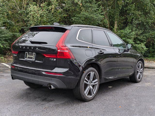 2021 Volvo XC60 Momentum