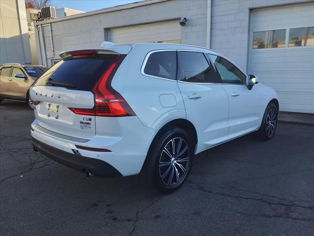 2021 Volvo XC60 Momentum