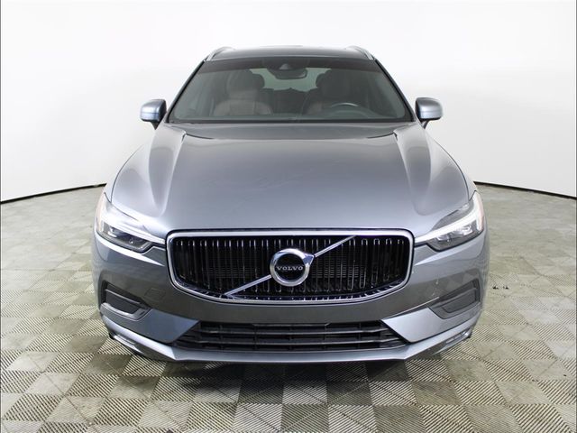 2021 Volvo XC60 Momentum