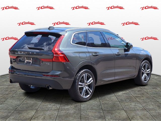 2021 Volvo XC60 Momentum