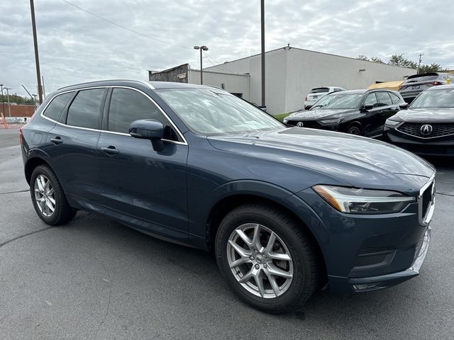 2021 Volvo XC60 Momentum