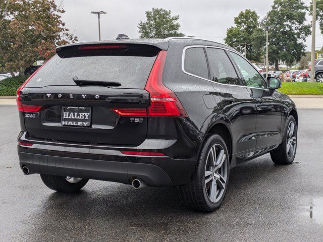 2021 Volvo XC60 Momentum