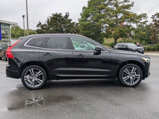 2021 Volvo XC60 Momentum