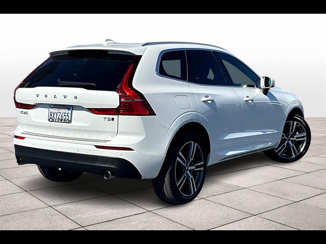 2021 Volvo XC60 Momentum