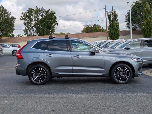 2021 Volvo XC60 Momentum